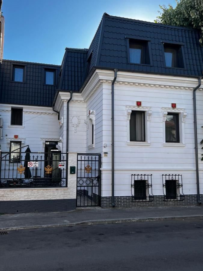 Oasis Historic Central House Boekarest Buitenkant foto